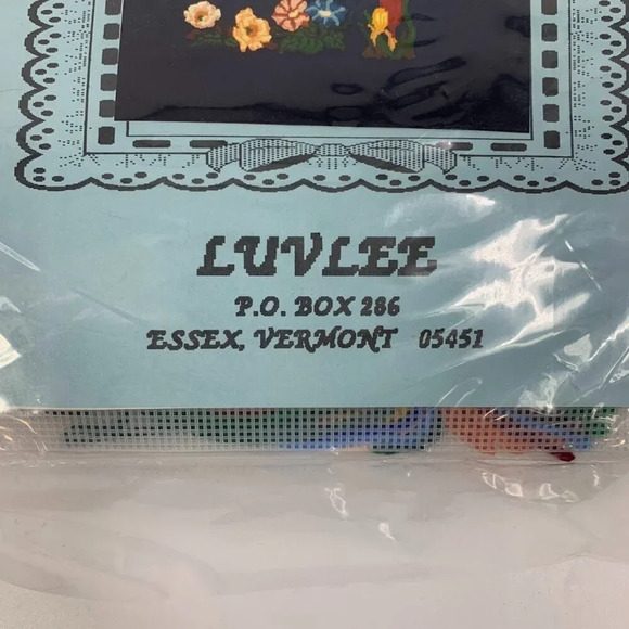 Luvlee #870 Floral Butterflies Flowers Cross Stitch Wall Hanging - Picture 2 of 4